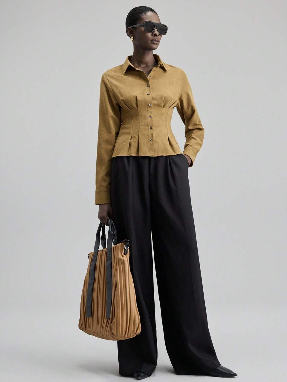 2025 Autumn/Winter New Arrival, Suitable For 5-15°C, Elegant Green Leather Fabric Fitted Blouse, Casual, Business, Commute, Daily Wear, Autumn
