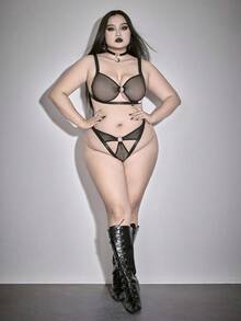 ROMWE Plus Size Gothic Mesh Bra And Panty Lingerie Set - Black - View 6