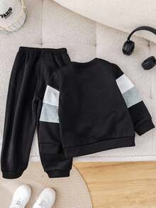 SHEIN 2件套男童休闲宽松长袖连帽卫衣套装，适合秋冬季穿着 - 黑色 - 查看 3