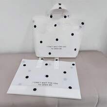 20pcs Thick Plastic Gift Tote Bags, Party Gift Bags, Waterproof Packaging Bags, Round Dot Pattern Gift Bags,Large Capacity Shopping Clothing Packaging Bag, Apply To Wedding, Women's Shopping Bags, Birthday Gift Bags, Party Gift Bags.