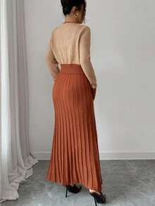 SHEIN Elenzya 女士秋冬休闲复古图案无袖连衣裙，百搭优雅，适合外出、工作、上学、度假 - 包括吊带背心、羊毛衫、百褶裙、针织毛衣 - 彩色 - 查看 2