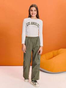 SHEIN Ensemble t-shirt à manches courtes à col rond ajusté et pantalon cargo couleur unie pour préadolescentes en été - Militaire verte - Voir 7