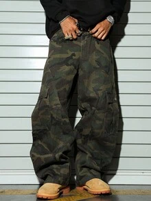 Manfinity EMRG 男士休闲宽松多口袋做旧迷彩阔腿牛仔裤 - 軍綠色 - 查看 3