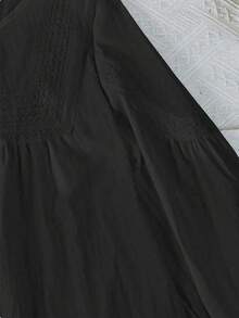 SHEIN Blusa blanca de manga larga con adorno de encaje para mujer, elegante y casual para vacaciones - Negro - Ver 5