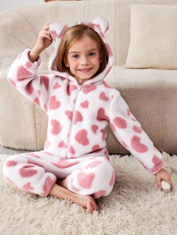 SHEIN Young Girls Cute Furry Heart Pattern Hooded Jumpsuit With Rabbit Ear Hood Decor, Casual Sleepwear Robe, Suitable For Autumn/Winter, Sister Matching Adorable Baby Girls Hooded Jumpsuit With Pink Heart Print And Cozy Plush Fabric Soft And Warm Baby Girls Fleece Jumpsuit With Cute Ears And Comfortable Fit Cozy Baby Girls Zip-Up Heart Print Jumpsuit For Winter Comfort And Cuteness Hooded Pajamas Fluffy Pjs Fuzzy Pajamas Heart Pajamas Fall Girls Pajamas Heart Pajama Set Girls Lounge Set Kids Pajamas