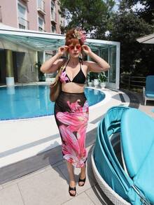 Gretanique 2025 休闲度假细肩带三角上衣、侧系带三角下装和长网纱裙女式三件套泳衣比基尼套装 - 彩色 - 查看 4