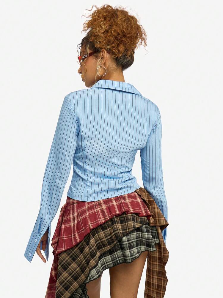 SUMWON WOMEN Gestreiftes, schmal geschnittenes Hemd mit Krawattendetail