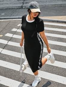SHEIN EZwear 大码撞色字母印花侧身黑色连衣裙，春夏 - 黑與白 - 查看 4