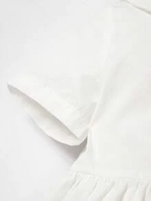 嬰兒男孩摺褶細節彼得潘領連身裝