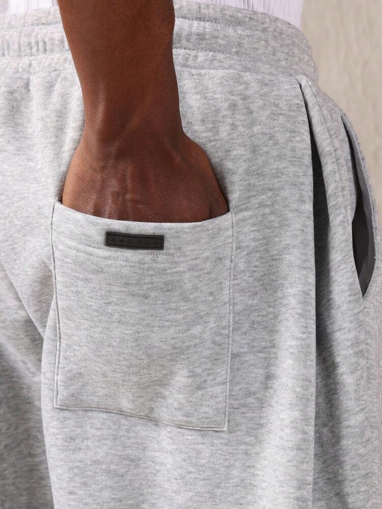 Essential Pleated Wide Leg Sweatpants With Double Back Pockets