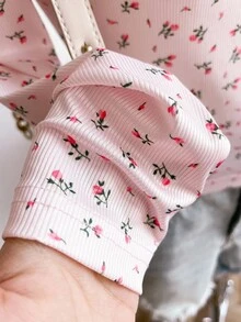 Tween Girls Casual Cute Versatile 2 In 1 Ditsy Floral Lace Trim Bow T-Shirt, Suitable For Daily Wear And Outings Fall Winter