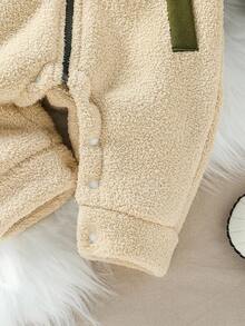 SHEIN 男婴女婴男女通用新生儿0-3岁休闲简约撞色拼接抓绒连体衣秋冬拉链连体衣婴儿外套连体衣婴儿秋季连体衣婴儿冬季连体衣保暖男婴连体衣 - 彩色 - 查看 7