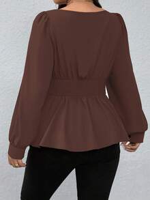 SHEIN LUNE Kemeja Lengan Panjang Kasual Ukuran Besar dengan Kerah Persegi, Warna Polos, dan Hem Bergelombang, Atasan Peplum untuk Natal - Coklat - View 2