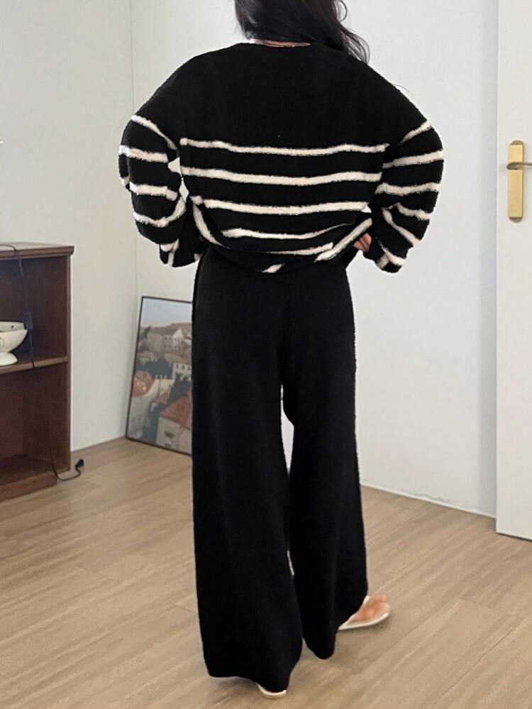 2pcs Women Loose Striped Knit Long Sleeve Top And Pants Lounge Set, Casual Loungewear For Autumn/Winter, Fall Clothes Pajama, Cozy Outfit Thermal Lined, Fluffy