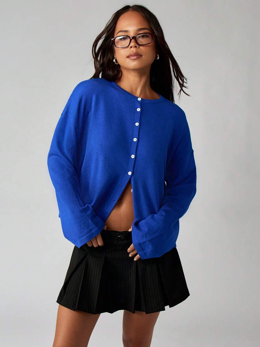 MISSGUIDED Relaxed Fit Button Front Cardigan Sweater Long Sleeve Knit Oversized Fall Winter Layering Essential - Blue - View 1