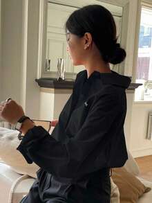 DAZY 女士休闲日常通勤百搭独角兽印花长袖黑色衬衫，春秋季 - 黑色 - 查看 2