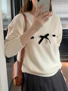 DAZY 女士宽松圆领毛衣，饰有3D蝴蝶结和抽绳，适合秋冬季穿着 - 杏色 - 查看 5