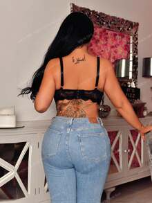 大尺碼花朵蕾絲文胸內衣