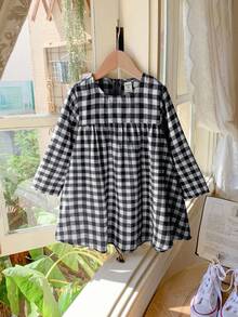 SHEIN LMoss Kids LMoss 女婴女宝宝格子宽松休闲长袖连衣裙，秋冬女宝宝格子连衣裙 - 黑色 - 查看 9