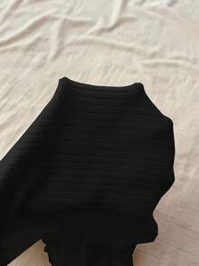 SHEIN 青少年女孩百搭休闲百搭纯色针织圆领宽松长袖蕾丝蝴蝶结 T 恤上衣，开学季可爱罗纹上衣紧身上衣黑色上衣青少年女孩紧身上衣黑色长袖上衣，秋冬 - 黑色 - 查看 10