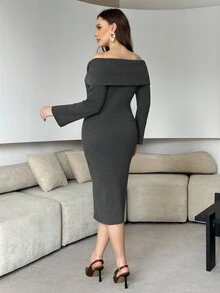 Modelyn فستان محبوك مناسب للمقاسات الكبيرة، أنيق بلون أحادي، كتف مكشوف، مناسب للخريف والشتاء - رمادي - مشاهدة 2