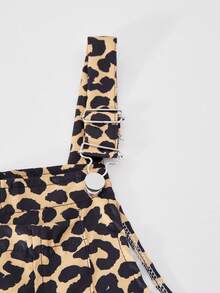 SHEIN 2 件套休闲百搭豹纹背带裤和长款白色 T 恤套装，适合青少年女孩，胸前有口袋，裤子上有两个口袋，适合秋冬季外出、旅行、购物、散步 - 棕色 - 查看 6