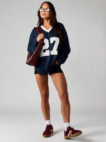 MISSGUIDED Oversized Navy Long Sleeve T-Shirt With White V-Neck And Number Print