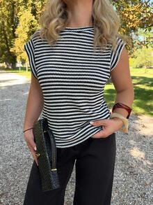 Jeta Ari 女士条纹圆领短袖休闲百搭 T 恤 - 黑與白 - 查看 3