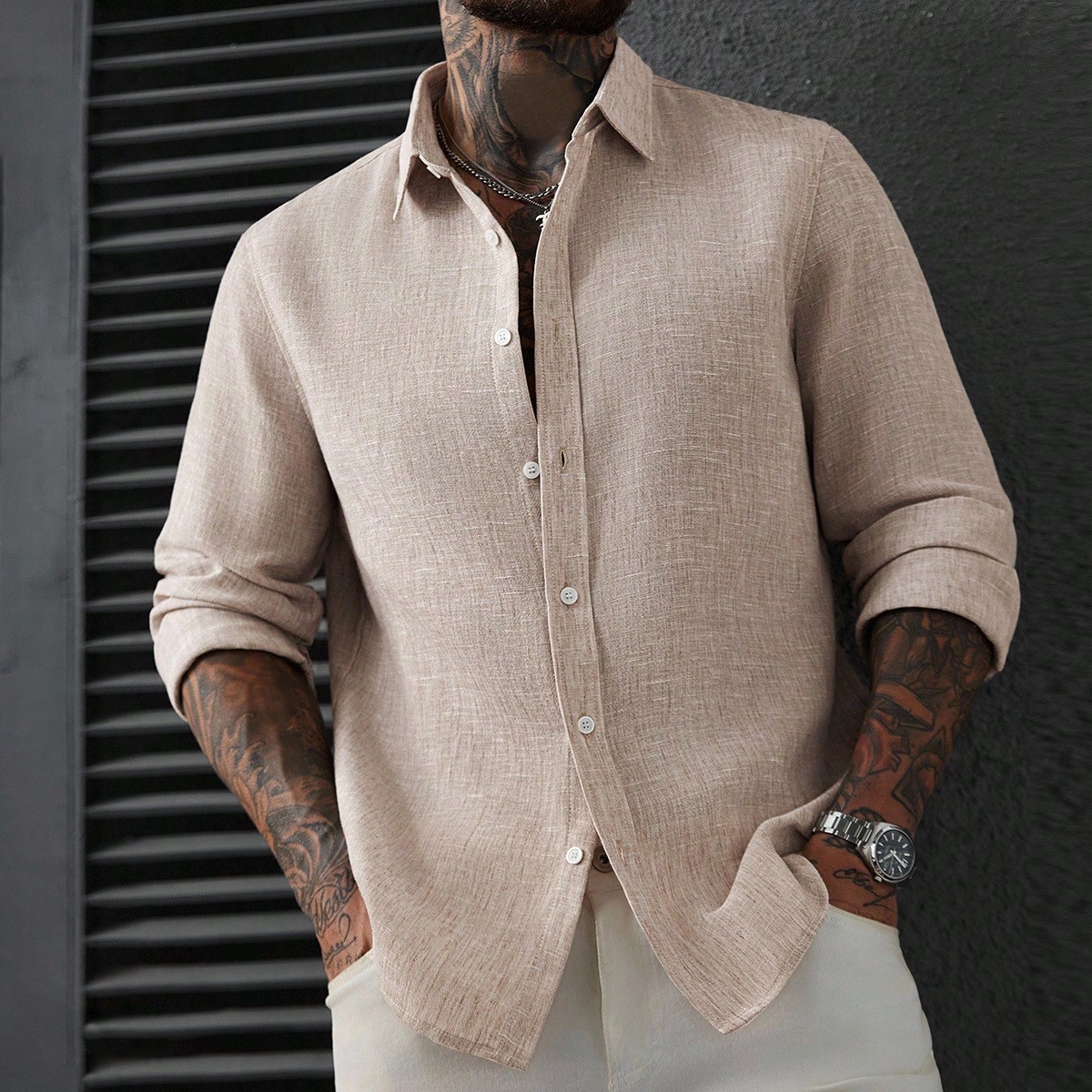 Camisa de lino de manga larga con botones delanteros de unicolor marrón claro casual para hombres, camisa beige para hombres para ceremonia de otoño