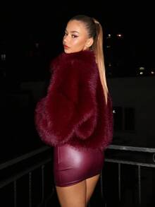 EgrlEra 女士时尚勃艮第红仿皮草夹克 - 酒紅色 - 查看 2