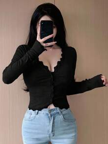 DAZY Blusa de manga larga con botones delanteros y corte cropped de unicolor para mujer - Negro - Ver 3