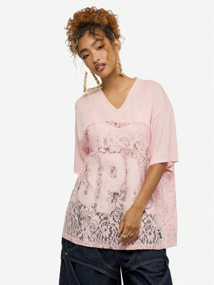 SUMWON Lace Panelled Jersey Top With V-Neck And Short Sleeves
