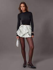 Avenya 圆领紧身泡泡下摆迷你连衣裙 - 黑與白 - 查看 1