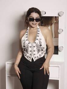Lupita Cardoza 杏色底黑色花朵刺绣露背蝴蝶结短款背心，适合音乐节 - 彩色 - 查看 5
