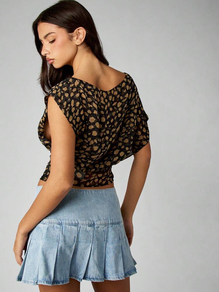 MISSGUIDED Leopard Print One Shoulder Sheer Top With Cinched Waist Detail For Fall Fashion