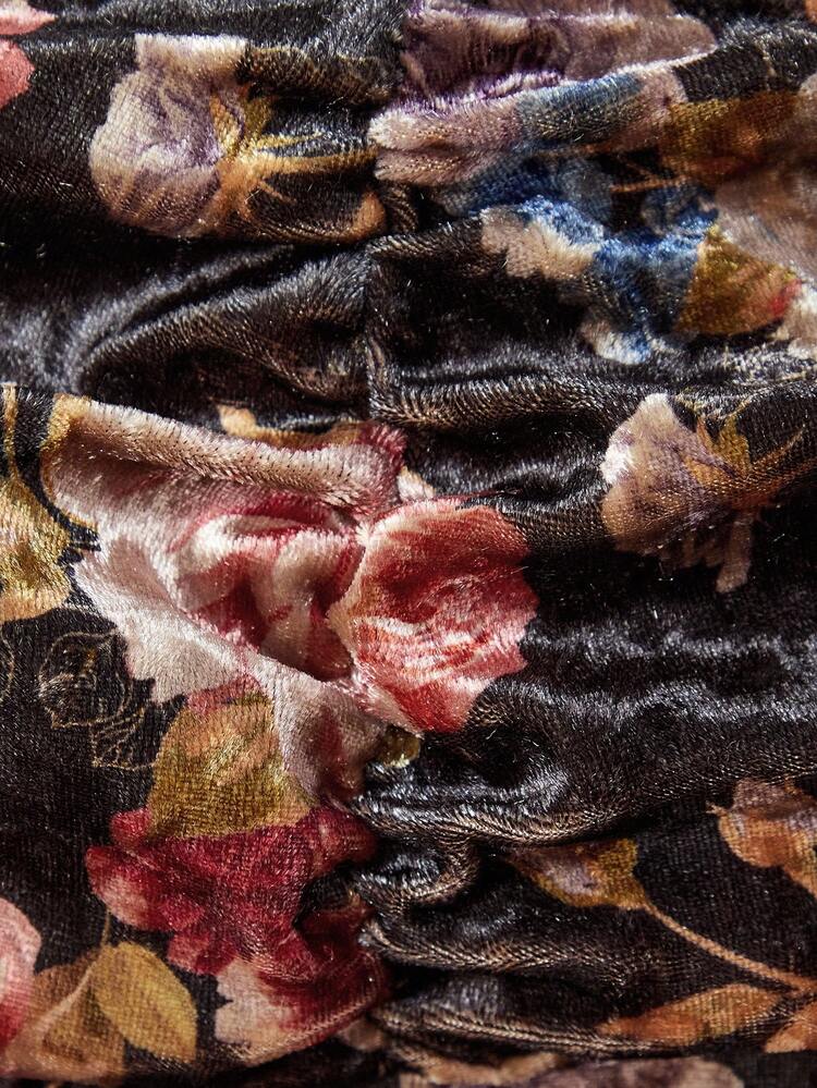 Robe mini imprimée de roses florales en velours avec bretelles nouées aux épaules