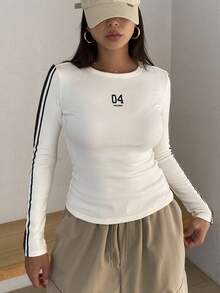 DAZY 女士休闲加厚撞色条纹字母印花T恤，带保暖内衬，秋冬长袖女式上衣，保暖内衬 - 米色 - 查看 4