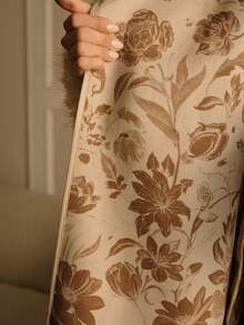 MOTF PREMIUM 卡其色花卉印花拼布仿皮草饰边大衣 - 卡其色 - 查看 8