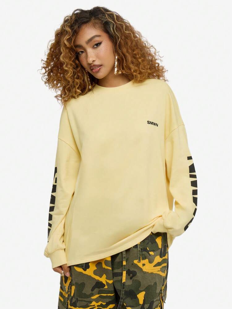 SUMWON WOMEN Oversized Graphic Crew Neck Sweatshirt