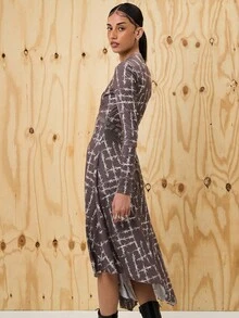 COUREZ 长袖印花薄纱连衣裙，正面格纹细节 / Y2K 风格外出穿搭 秋季女装 冬季女装 优雅别致连衣裙 派对礼服 婚礼宾客礼服 棕色连衣裙 万圣节 - 棕色 - 查看 6