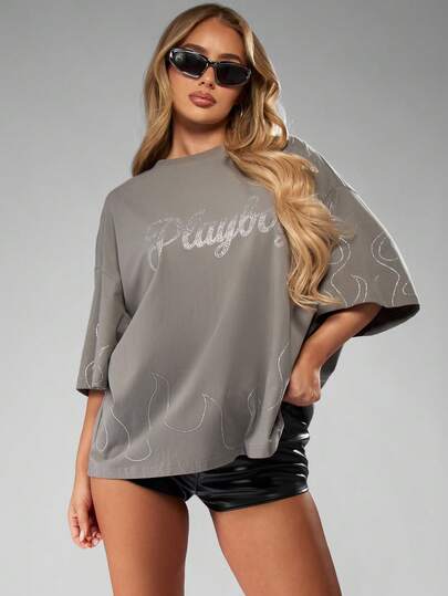 Missguided x Playboy 棉质水钻字母印花超大号T恤，饰有火焰印花细节