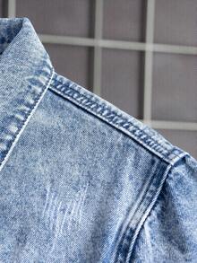 SHEIN 青少年男孩时尚休闲 Y2K 复古酷炫街头返校学院风蓝色可水洗设计抓绒鞋底保暖牛仔翻领长袖外套，适合青少年男孩日常穿着，柔软舒适，也适合青少年男孩秋冬季锐舞派对、节日和街头服饰以及校园服装。