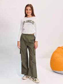 SHEIN Ensemble t-shirt à manches courtes à col rond ajusté et pantalon cargo couleur unie pour préadolescentes en été - Militaire verte - Voir 2