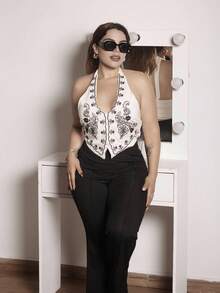 Lupita Cardoza 杏色底黑色花朵刺绣露背蝴蝶结短款背心，适合音乐节 - 彩色 - 查看 3