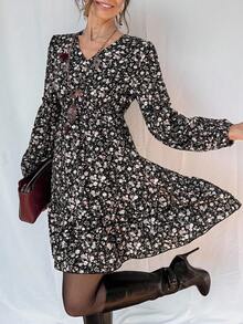 Livesso Vestido midi de manga larga con cuello en V y cintura ceñida con estampado floral diminuto, estilo vacacional