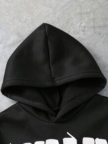 PAVTROS 两件套男童时尚黑色印花连帽卫衣和配套黑色长裤，面料柔软舒适，适合户外、运动、舞蹈、上学及秋冬季各种场合。 - 黑色 - 查看 3