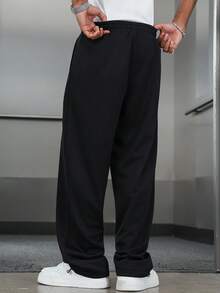 Manfinity EMRG 男士街头风运动裤，INS高街嘻哈黑色刺绣字母休闲宽松直筒运动裤，适合四季日常搭配，送男友/老公礼物，街头潮流 - 黑色 - 查看 4