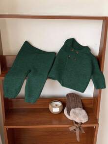 SHEIN 2 件套男婴/女婴纯色翻领长袖毛衣和裤子套装，适合秋冬季