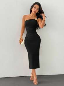 SHEIN PETITE Gold Color Brooch Decor Asymmetric Neck Ruched Fishtail Dress,Wedding Guest Dress Women - Black - View 6