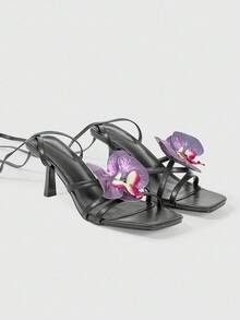 ROMWE Fairycore 女士方头交叉花朵时尚优雅迷人踝带细高跟凉鞋，适合日常通勤、派对和工作 - 黑色 - 查看 4